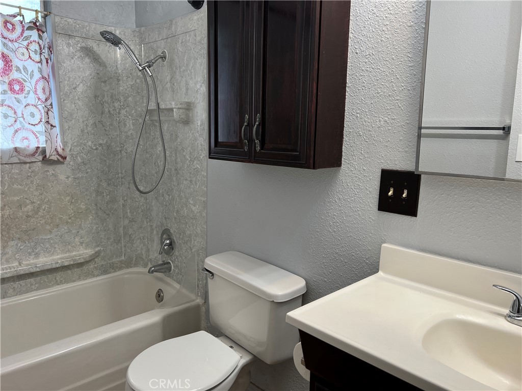 754 Seeley Flat aka Hwy 138 Road