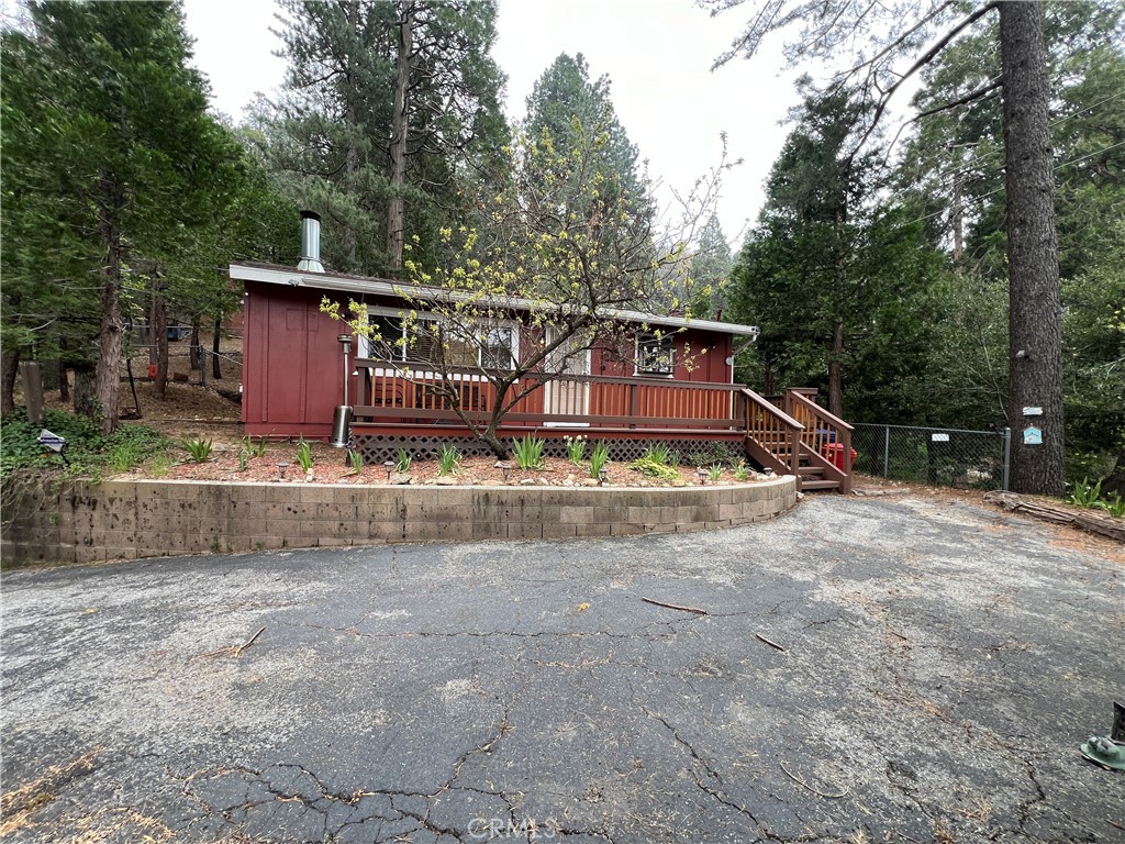 23737 Lakeview Drive