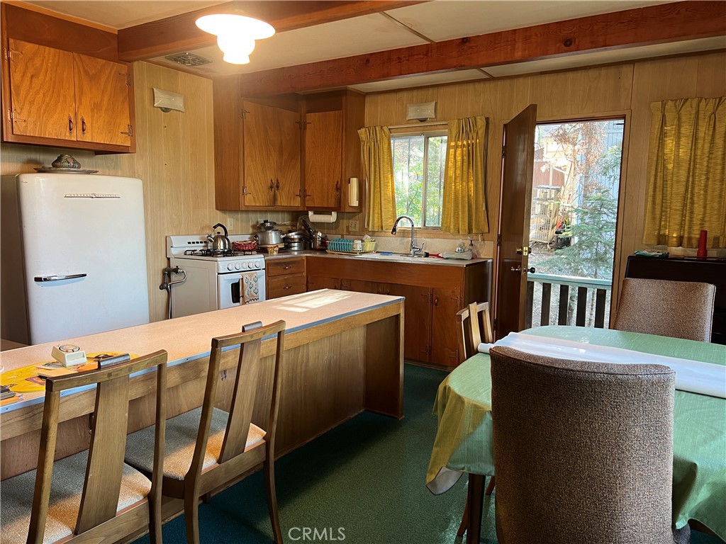 24654 Lake Gregory Drive