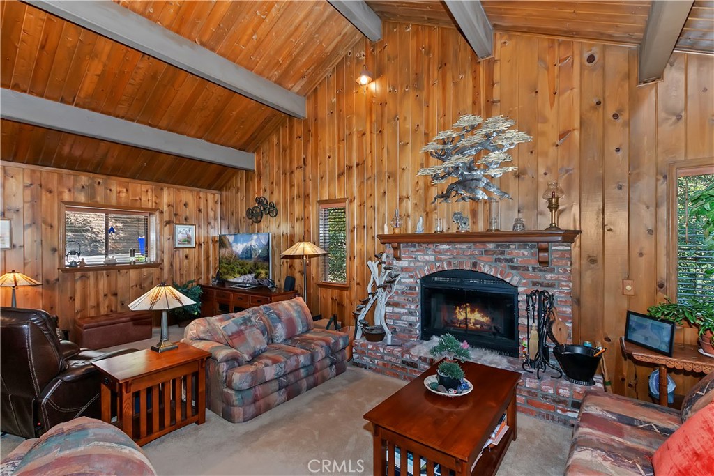 1100 Arbula Drive