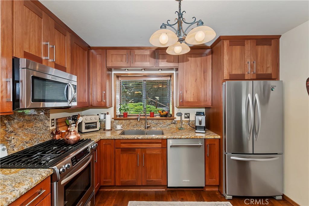 1100 Arbula Drive