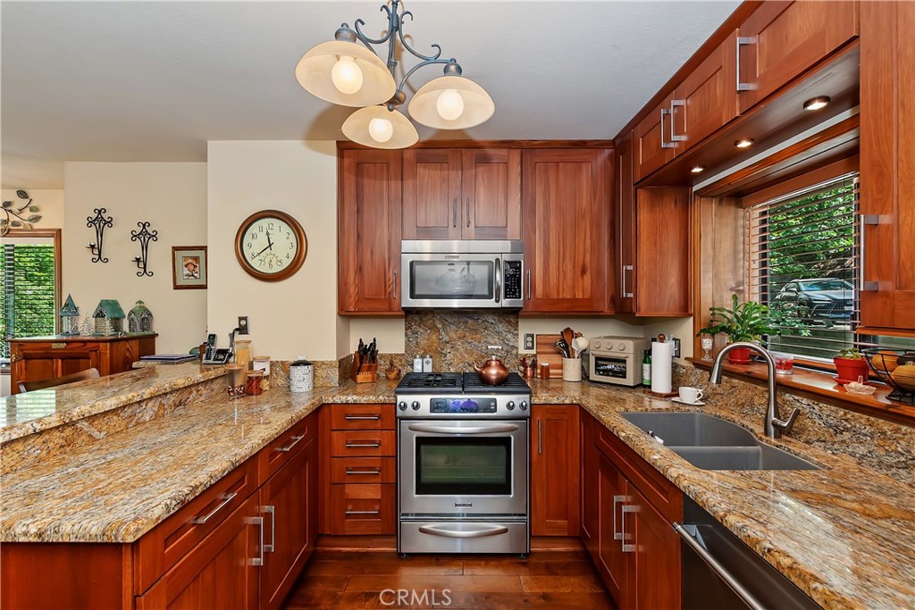 1100 Arbula Drive