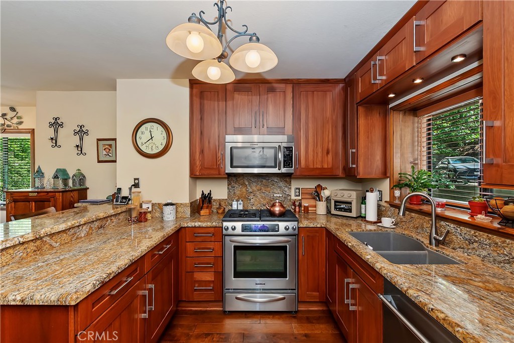 1100 Arbula Drive
