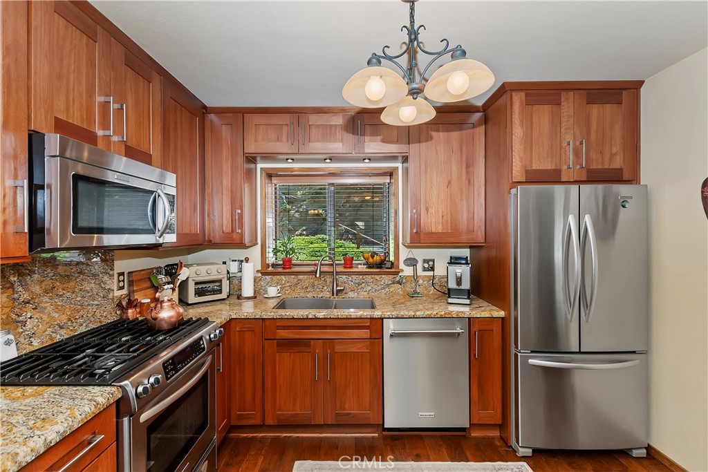 1100 Arbula Drive