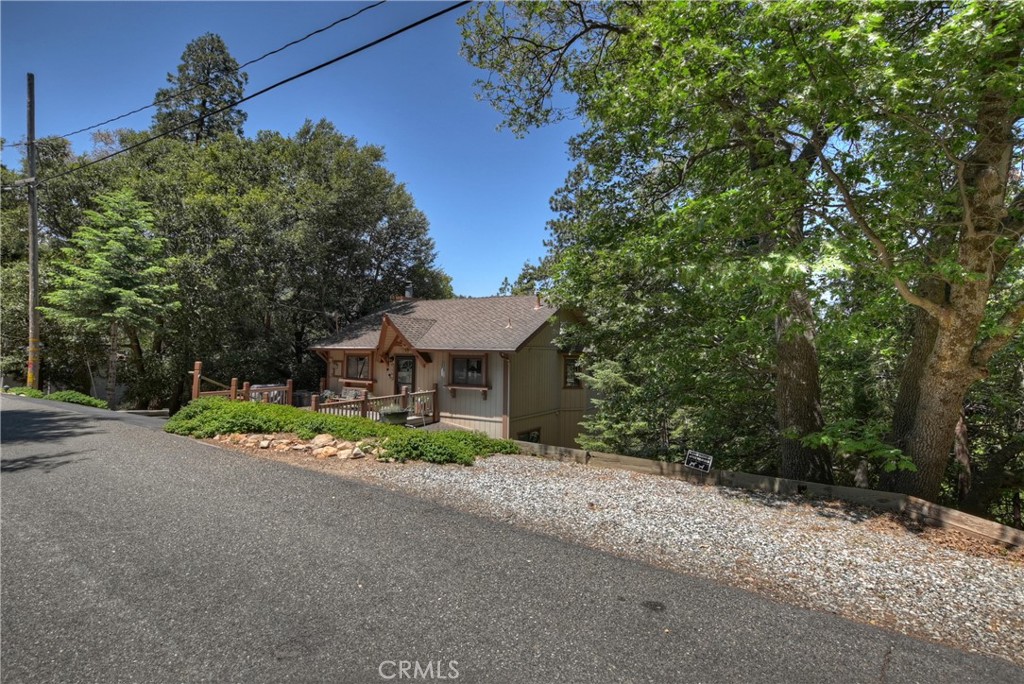 1100 Arbula Drive