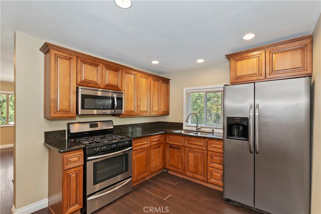 23739 Hillside Drive