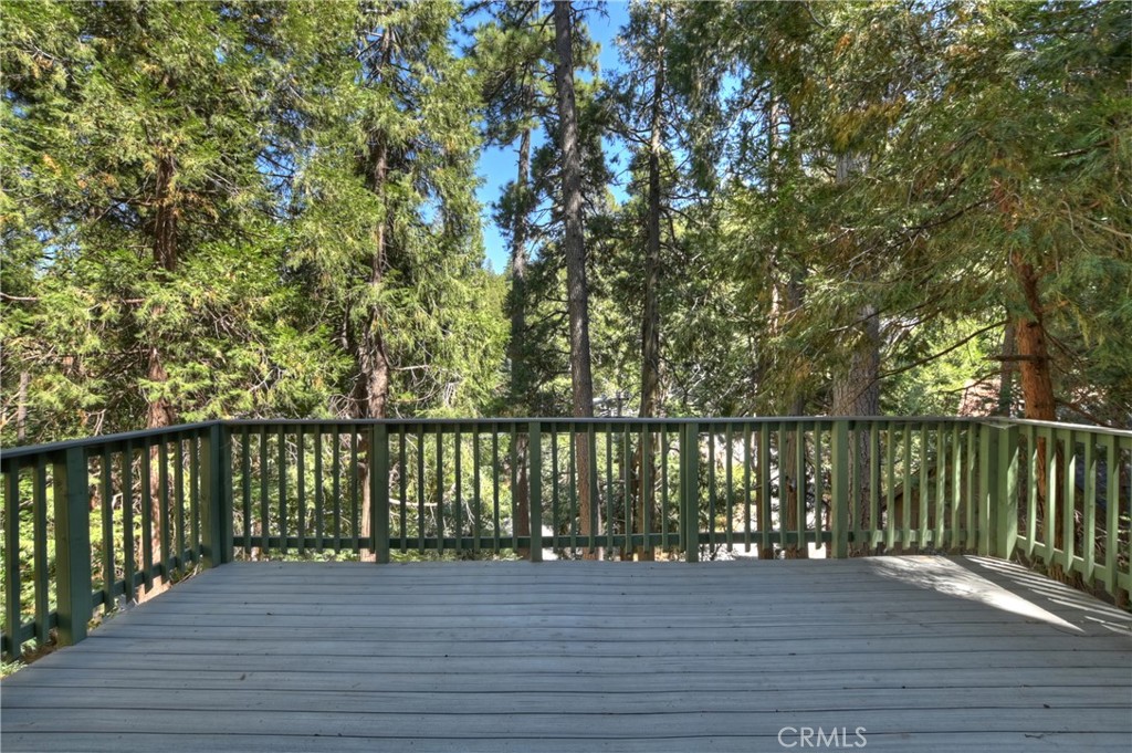 23933 Cresta Drive