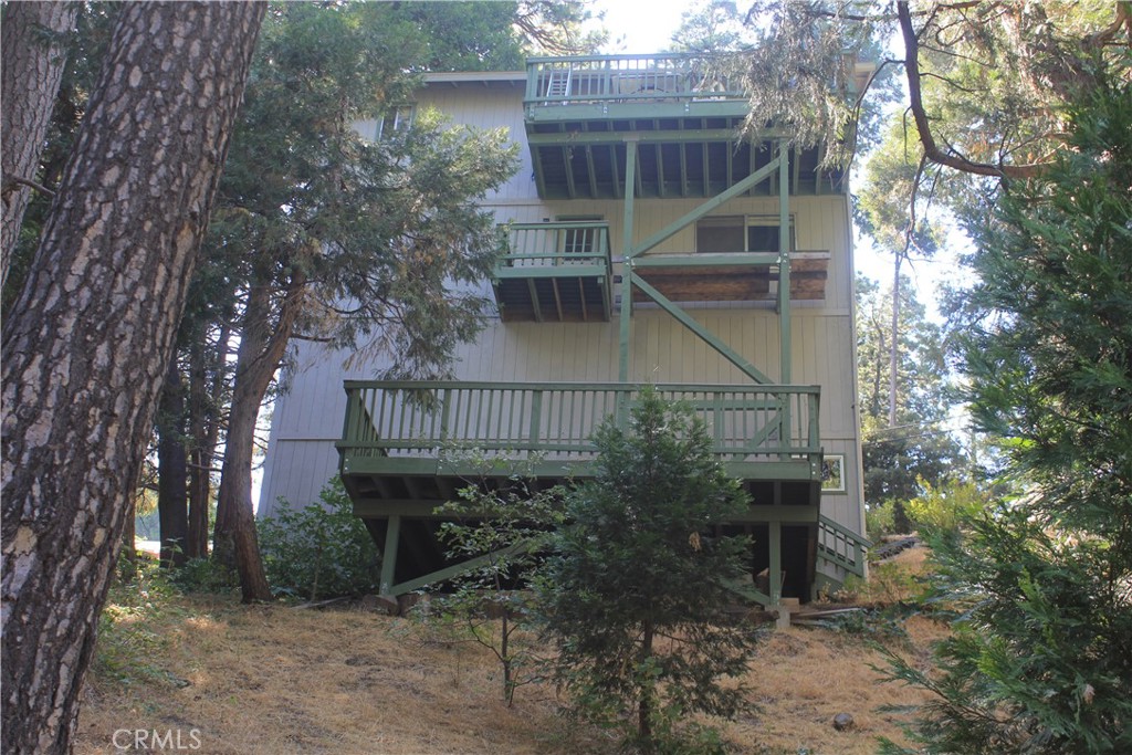 23933 Cresta Drive