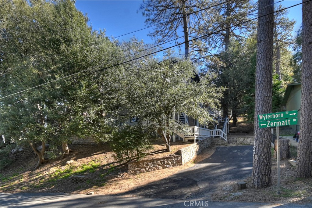 129 Zermat Unit 1 & 2