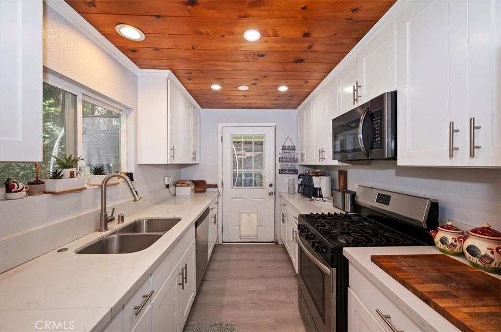 23869 Wildwood