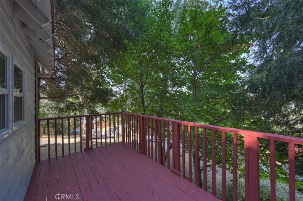22421 Pine