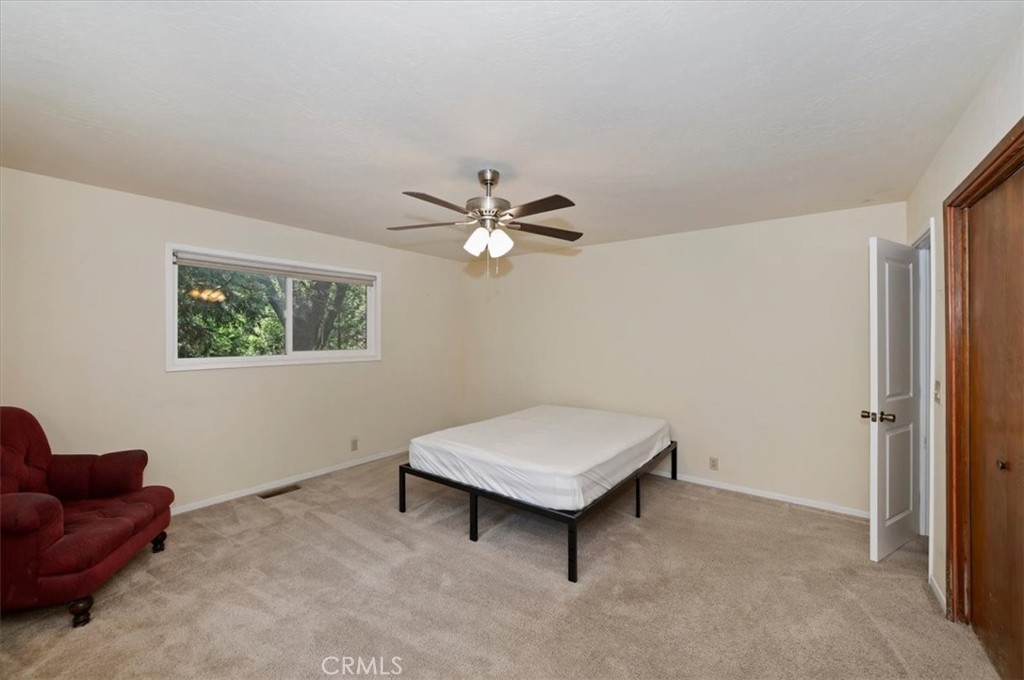 932 Cedar