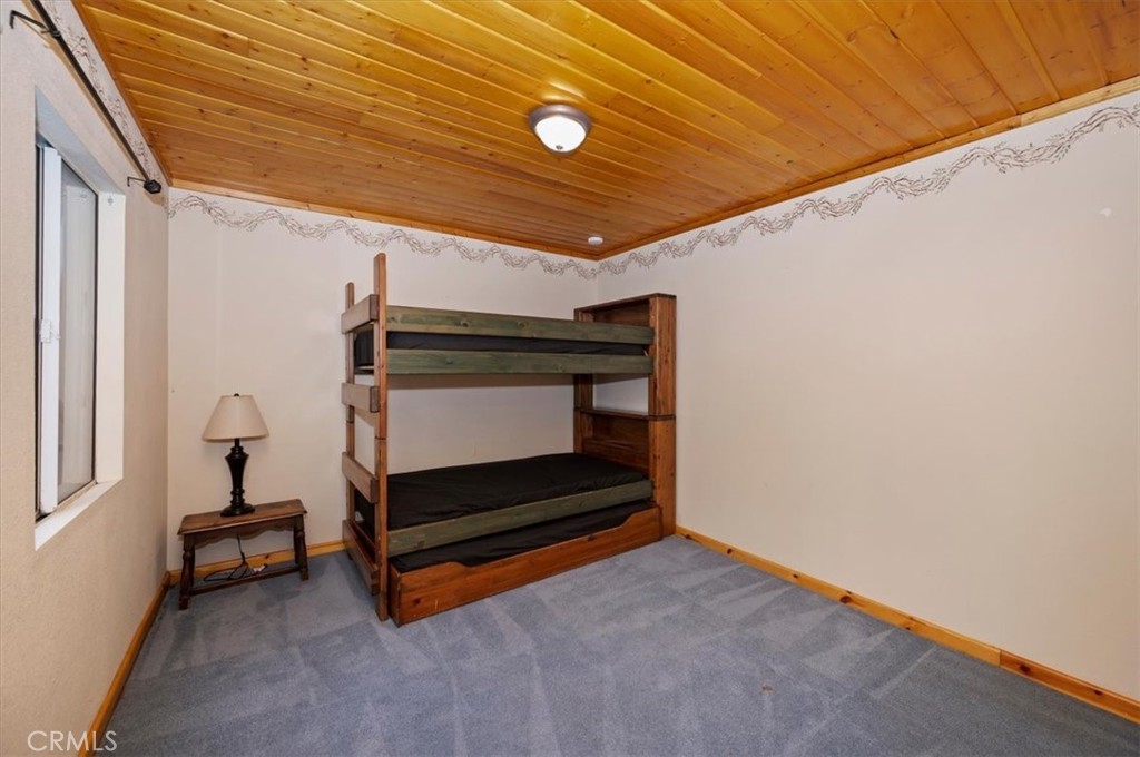 932 Cedar