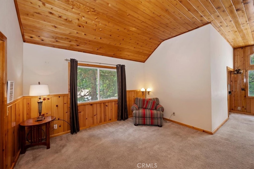 932 Cedar