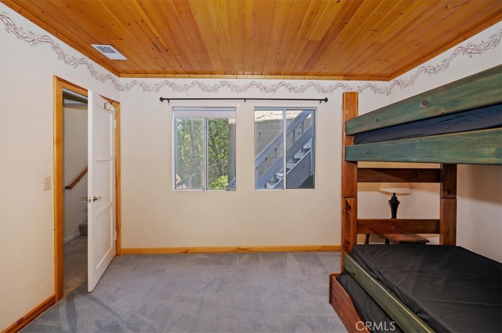 932 Cedar