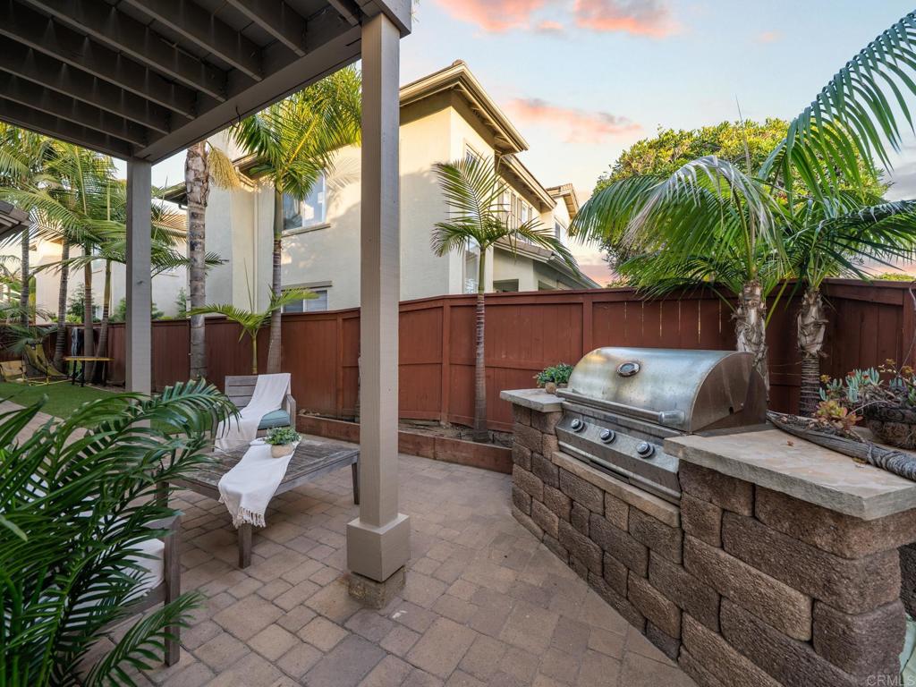 523 Wind Sock Way