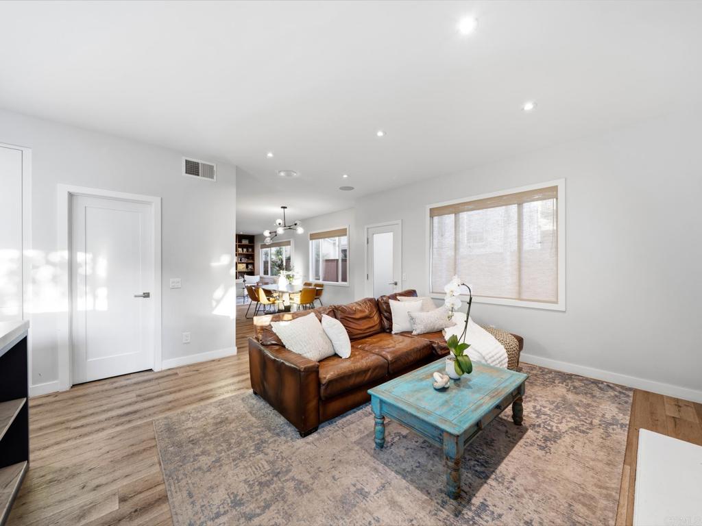 523 Wind Sock Way