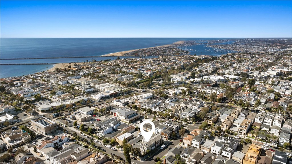 431 Narcissus Avenue 1