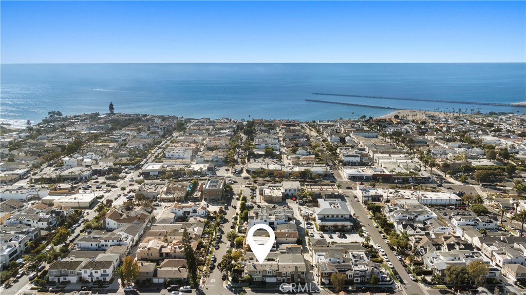 431 Narcissus Avenue 1