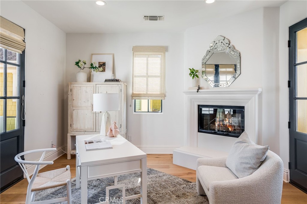 526 Riverside Avenue