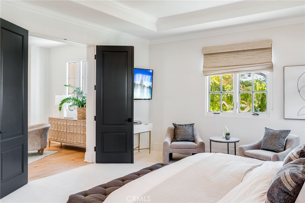 526 Riverside Avenue