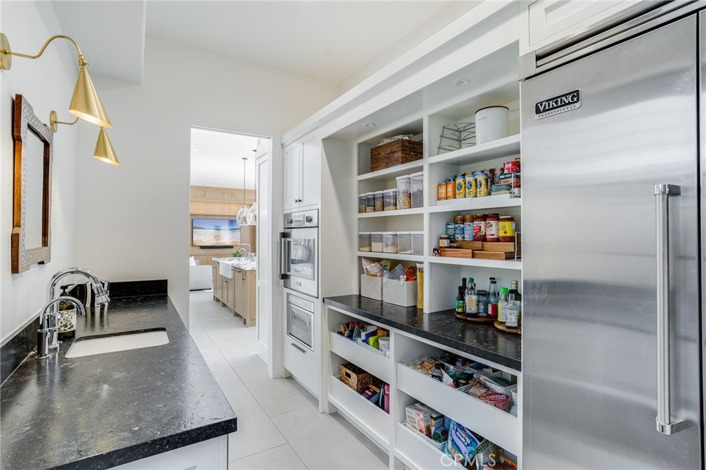 526 Riverside Avenue