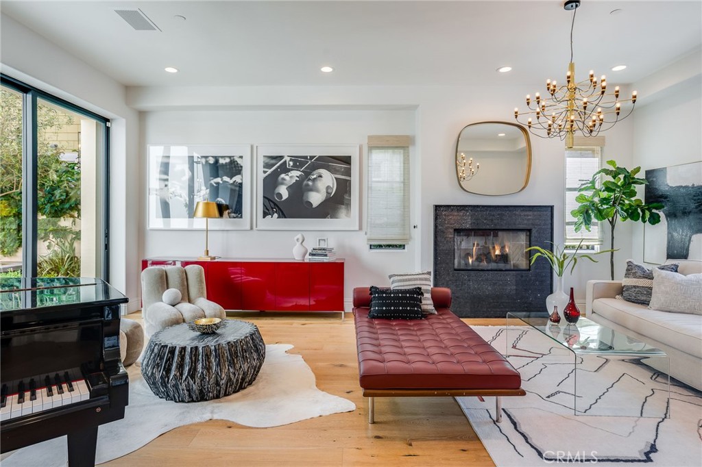 526 Riverside Avenue