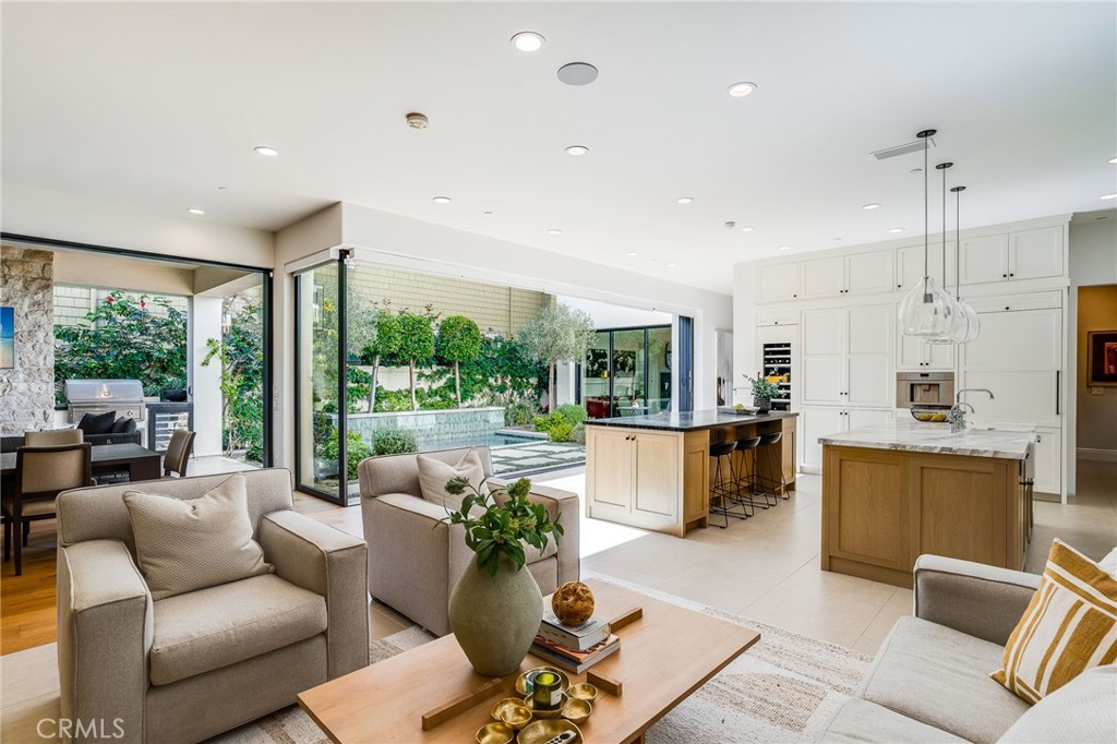 526 Riverside Avenue