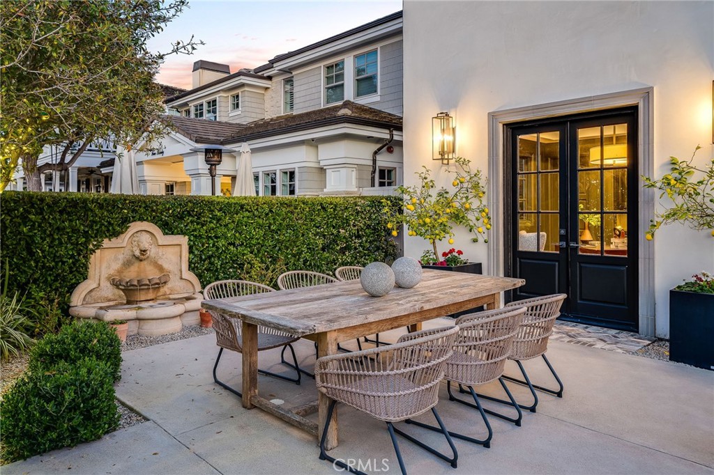 526 Riverside Avenue