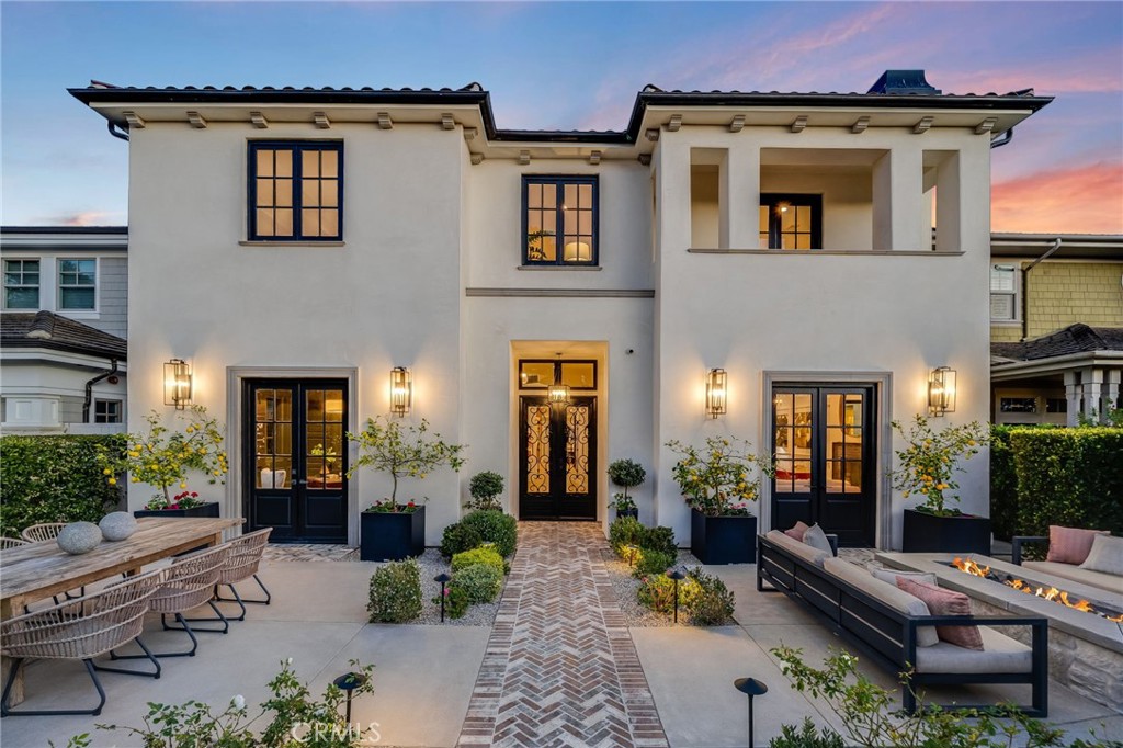 526 Riverside Avenue