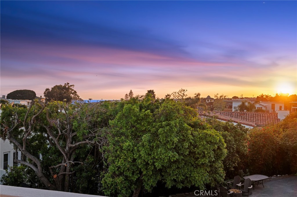 403 Serra Drive