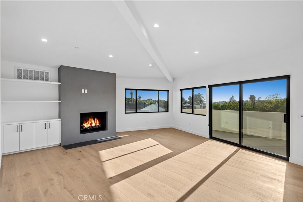 403 Serra Drive