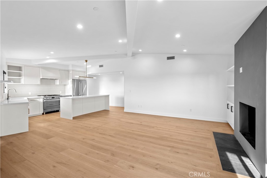 403 Serra Drive