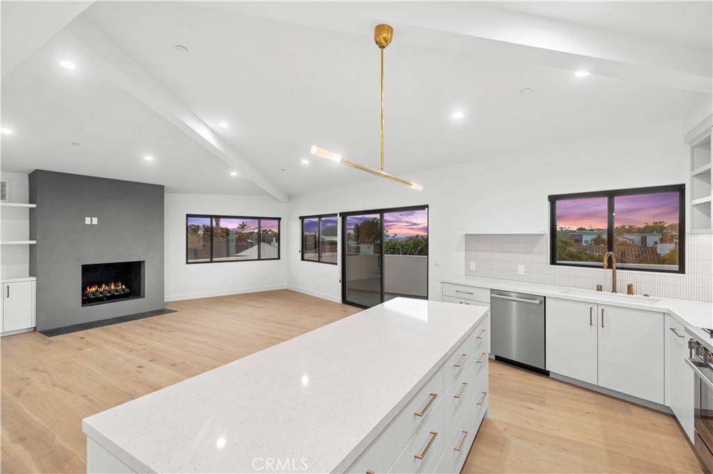 403 Serra Drive