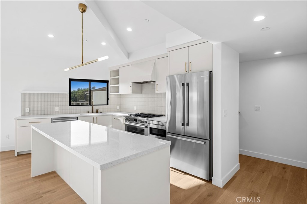 403 Serra Drive