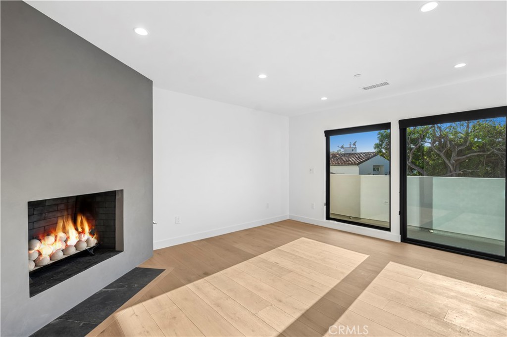 403 Serra Drive