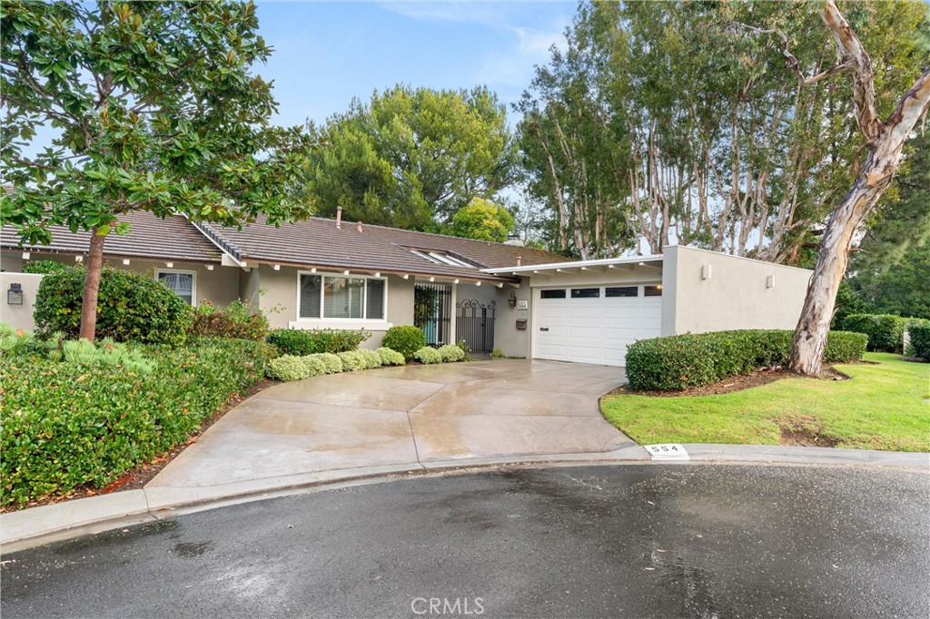 554 Glorieta