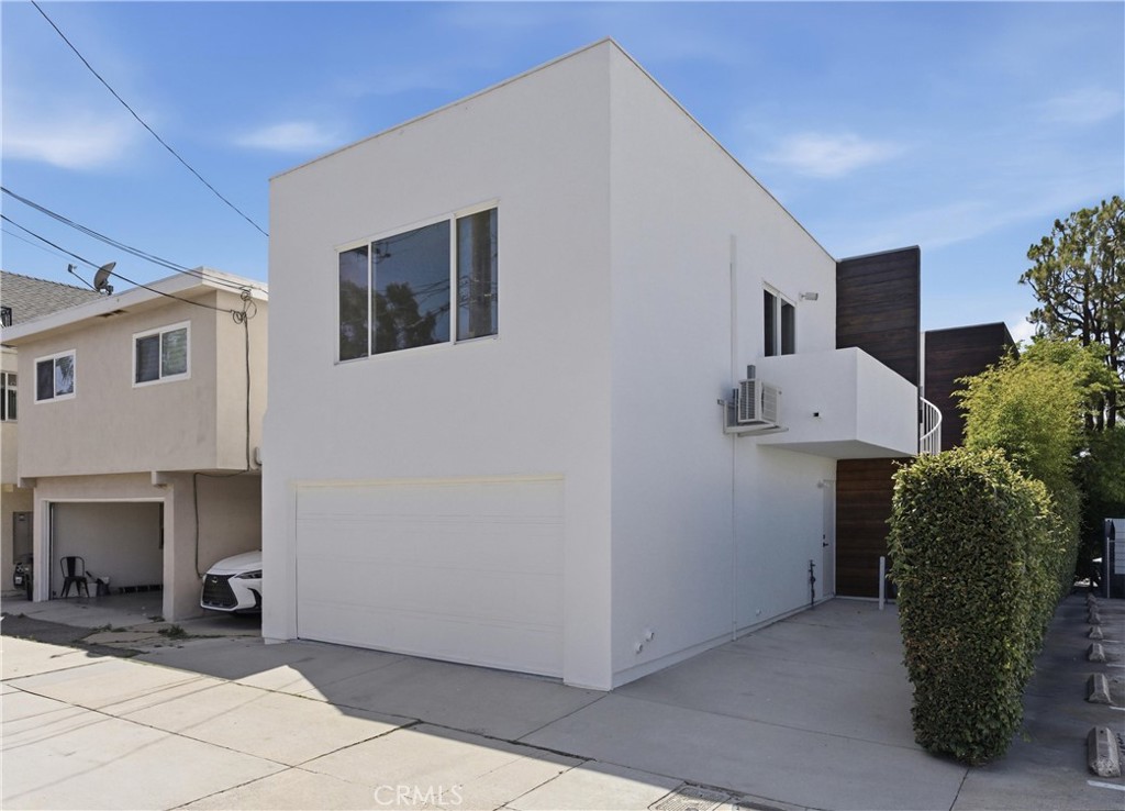 1/2 Jasmine Avenue