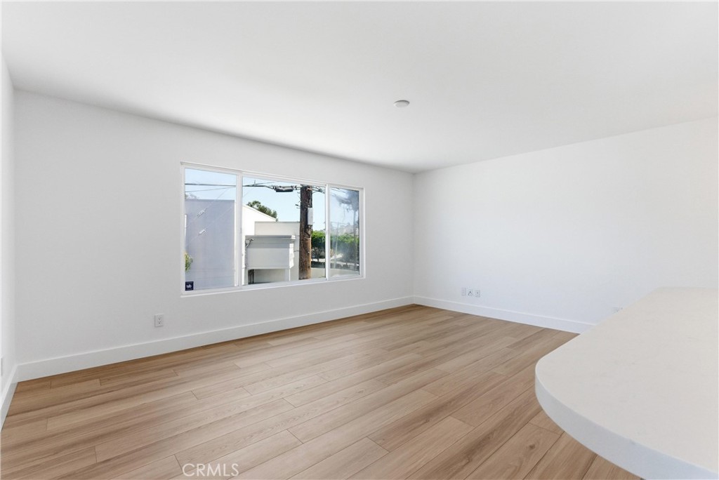 1/2 Jasmine Avenue