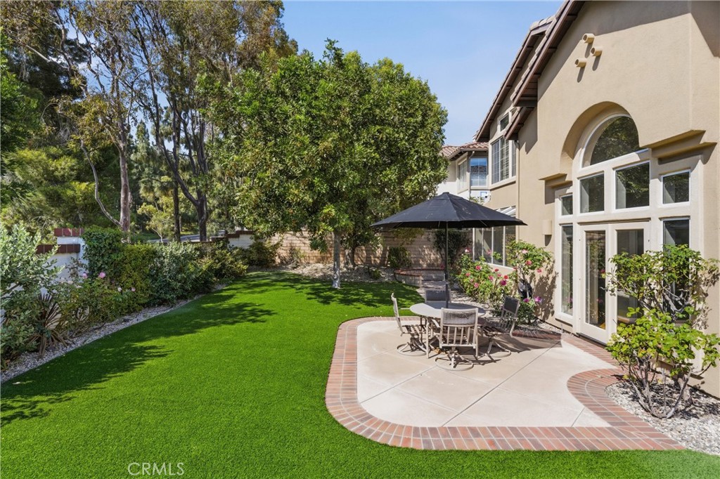 10565 Costello