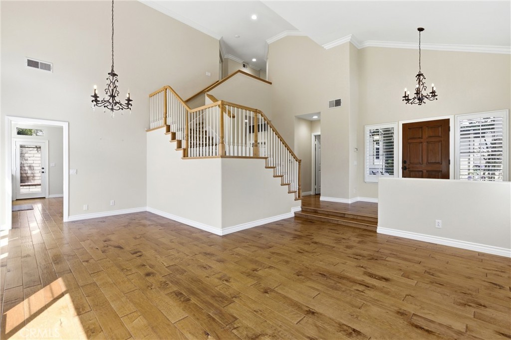 10565 Costello