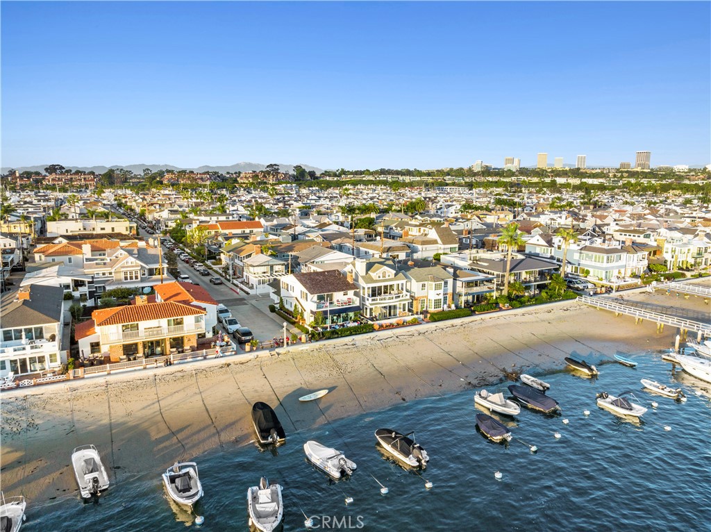 700 S Bay Front