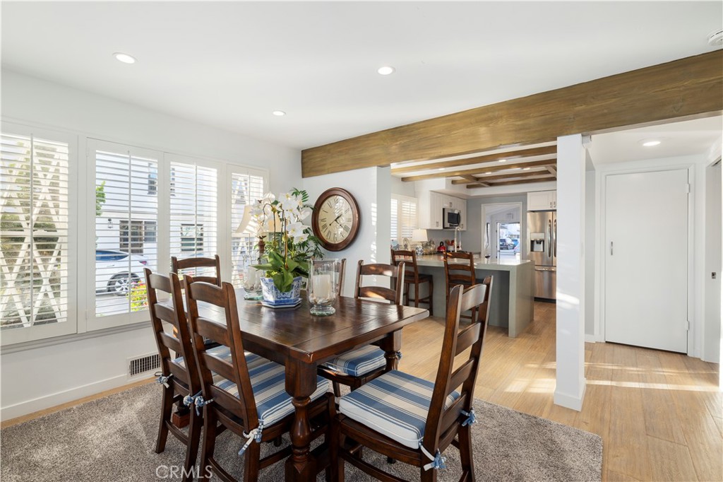 700 S Bay Front