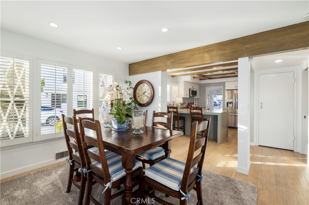 700 S Bay Front