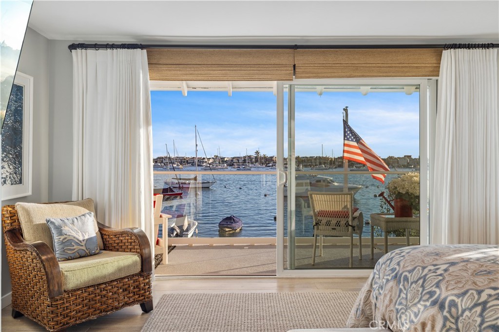 700 S Bay Front