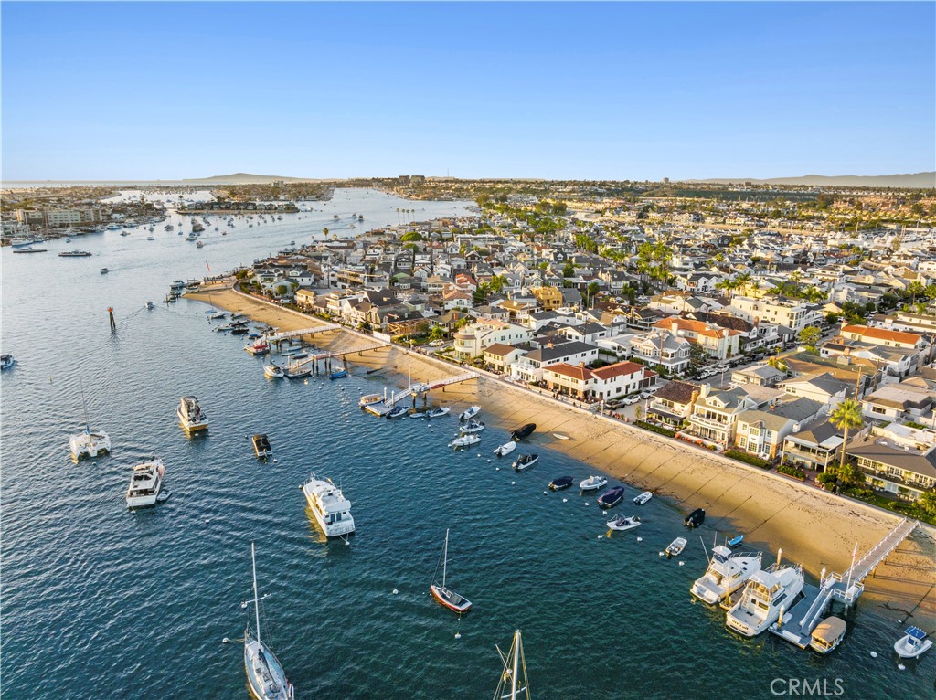 700 S Bay Front