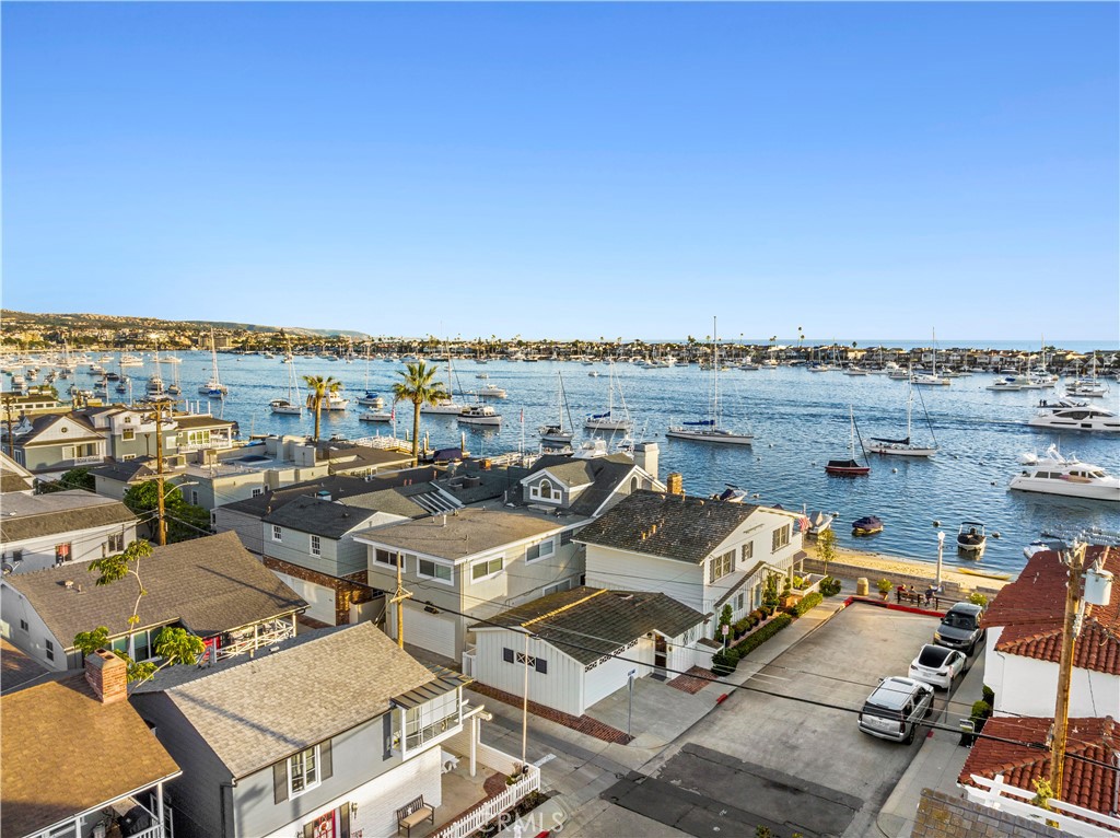 700 S Bay Front