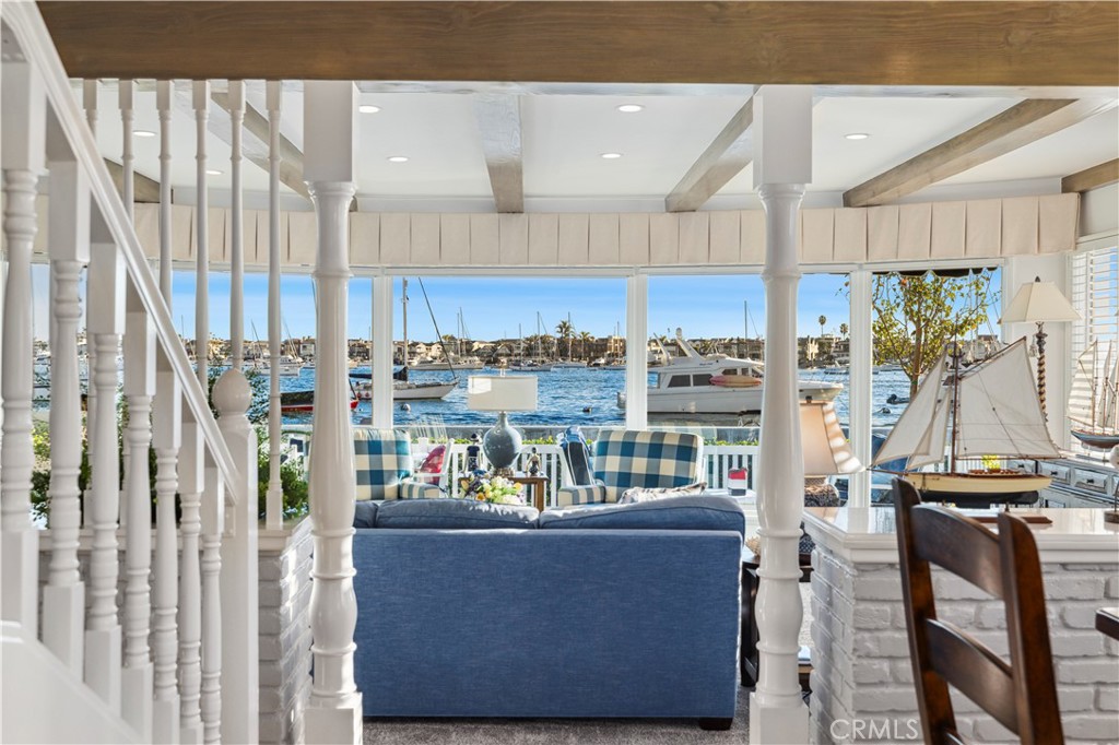 700 S Bay Front