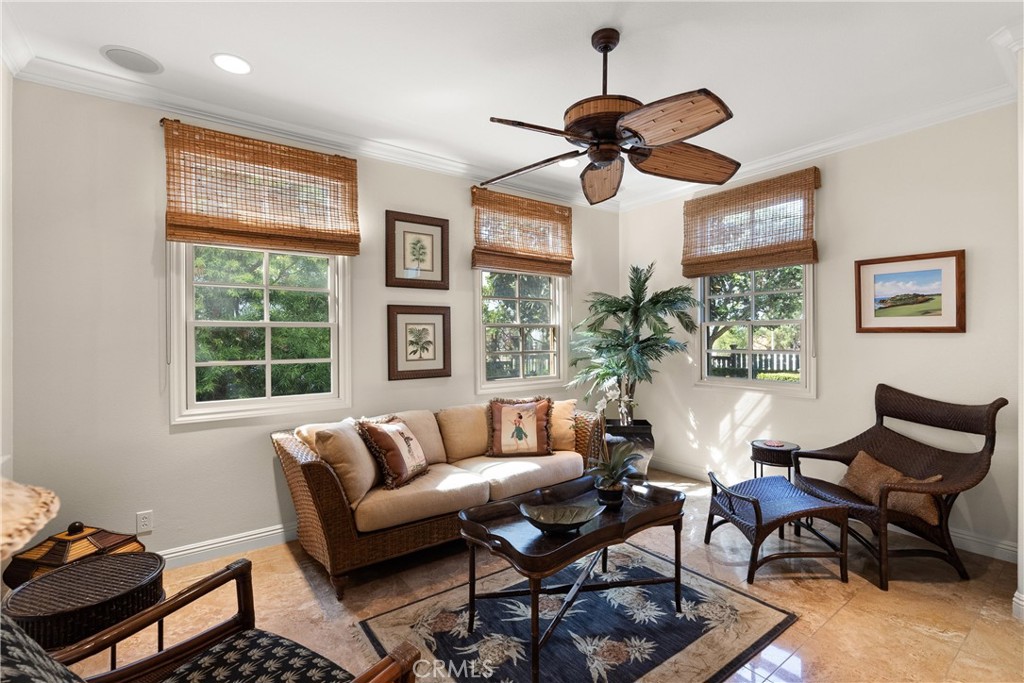 2501 Bungalow Place 1