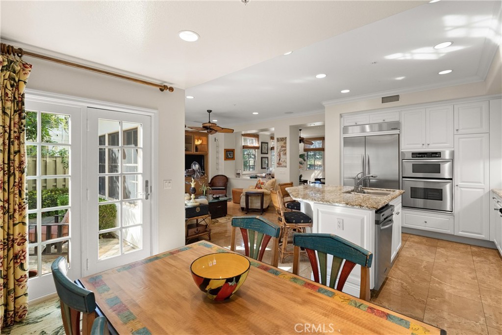 2501 Bungalow Place 1